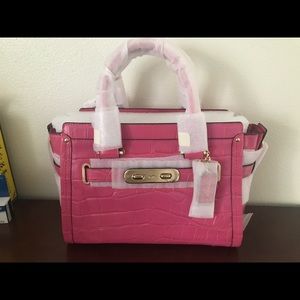 COACH SWAGGER 27 CROC EMBOSSED LEATHER SATCHEL